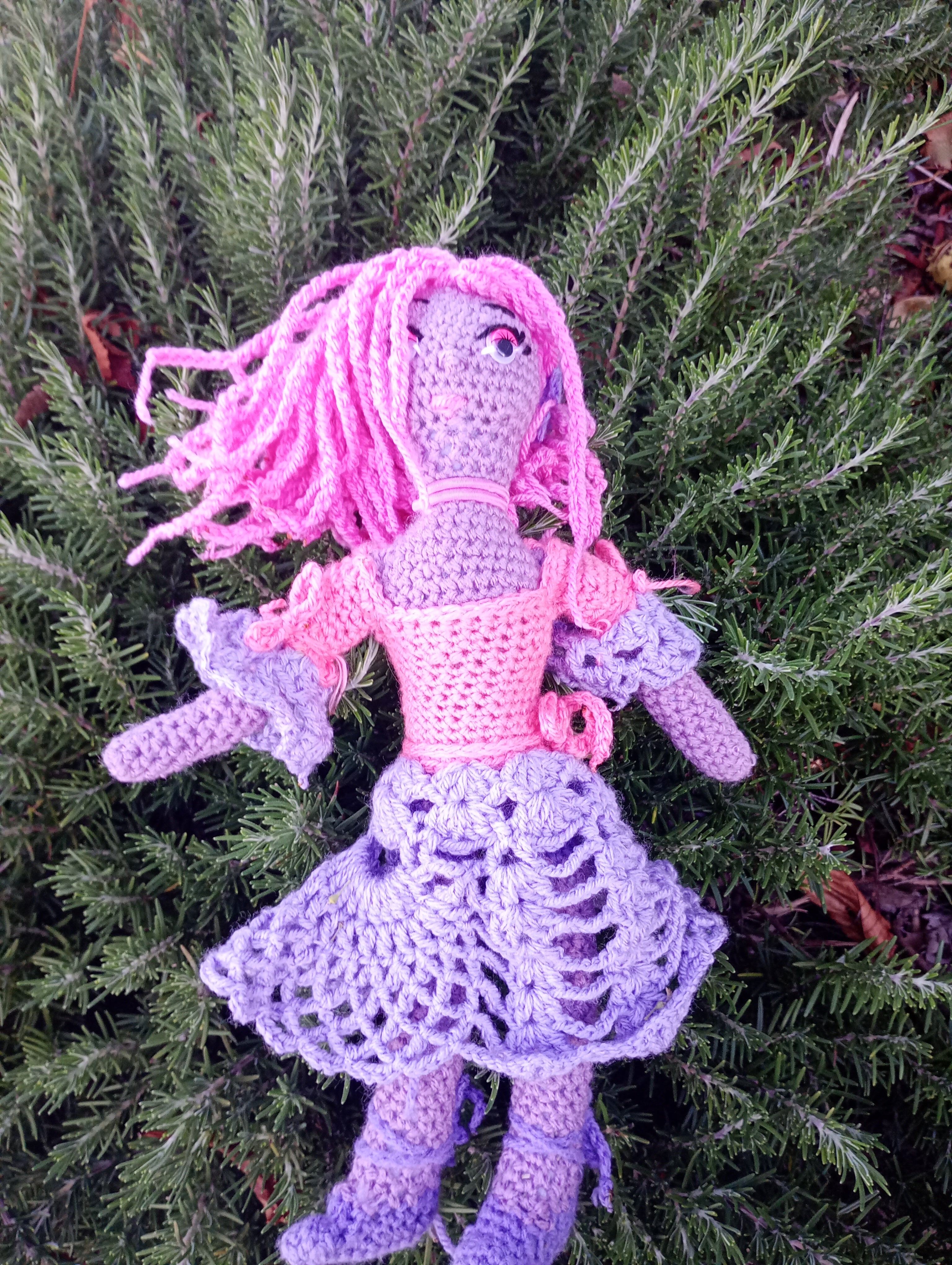 Poupee exsclisive crochet Mafame Toulouse 35cm