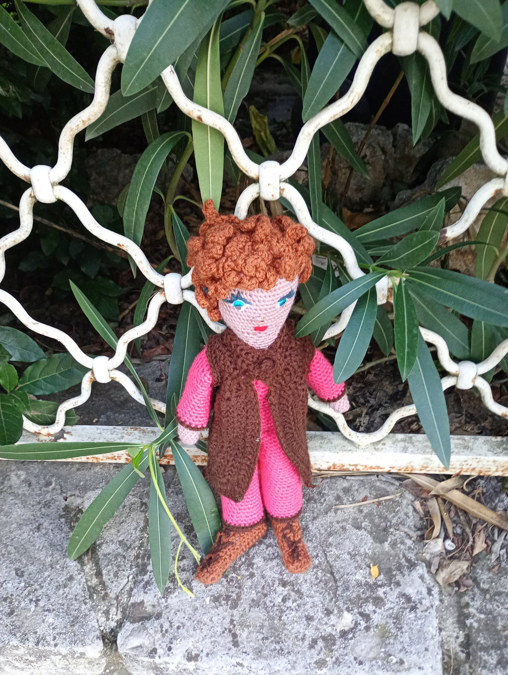 Poupe exsclusive crochet Orys  the guardian of craft and gortune 35cm