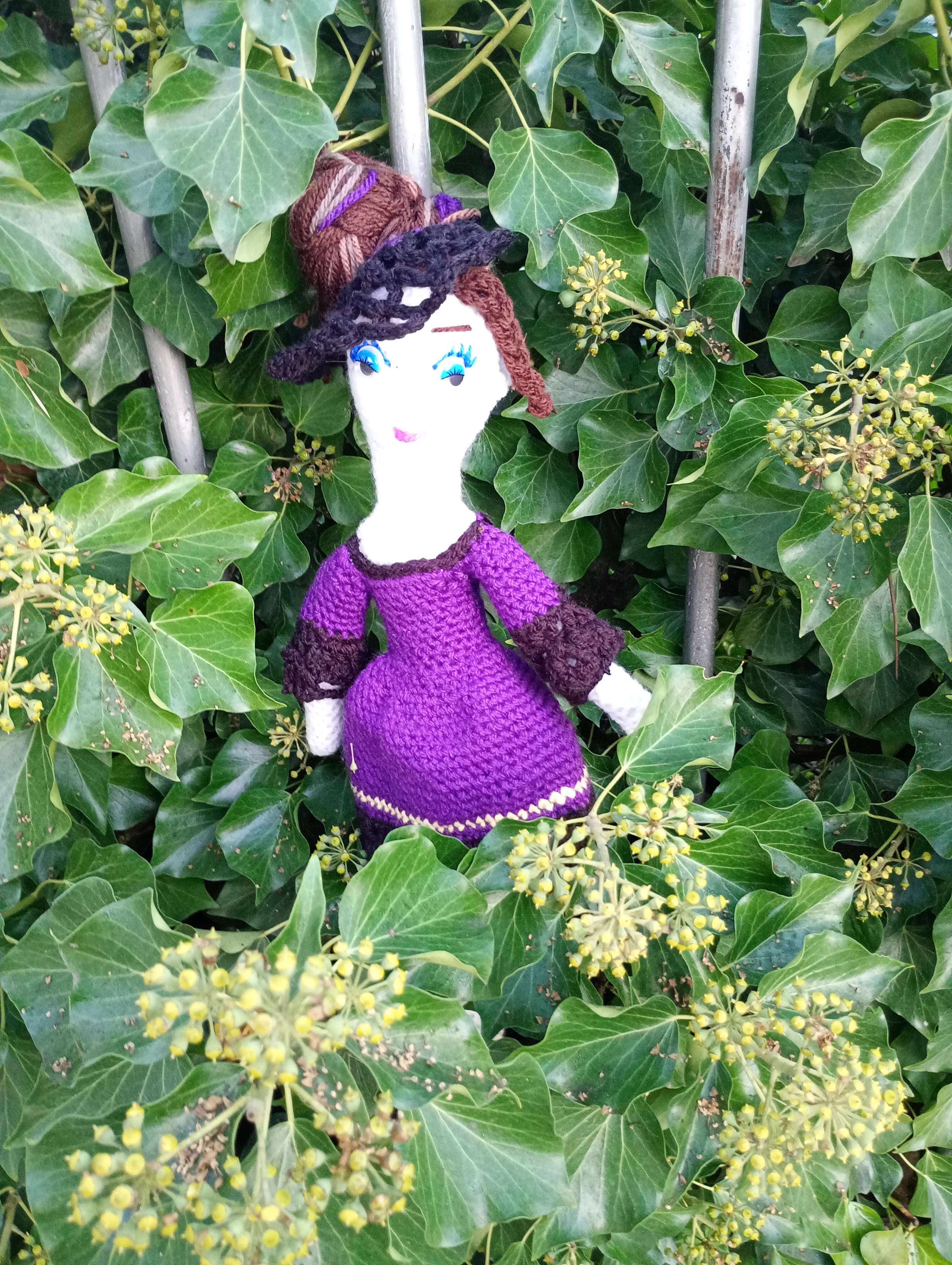 Poupee exsclisive crochet.mafame Paris 35cm