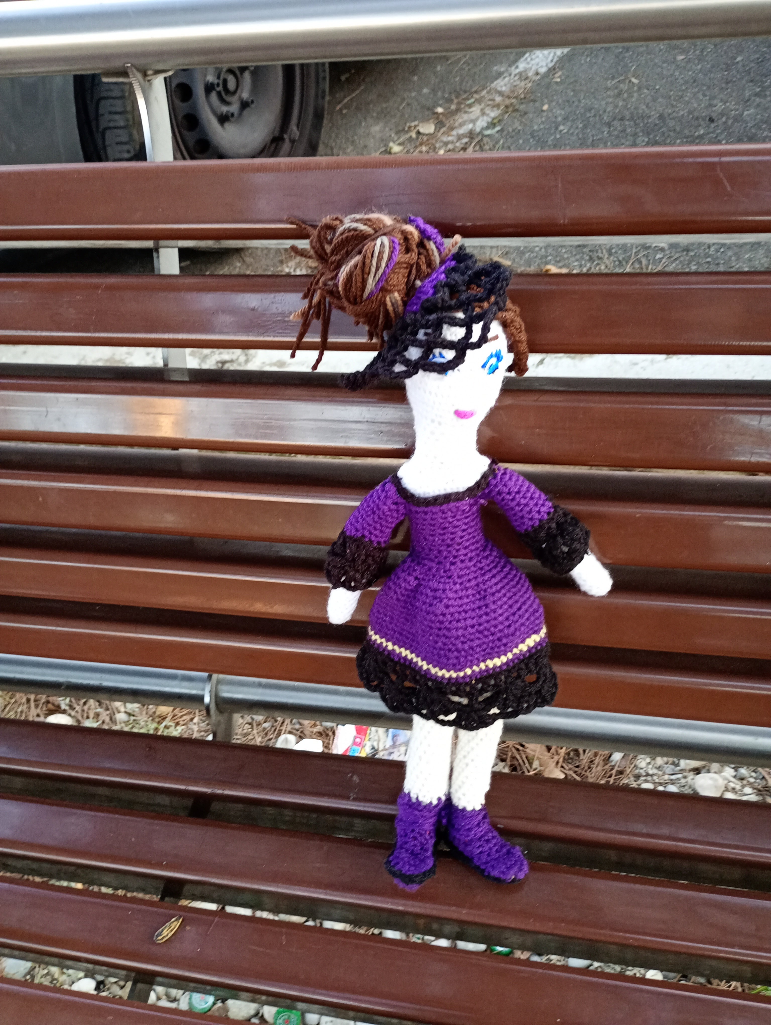 Poupee exsclisive crochet.mafame Paris 35cm