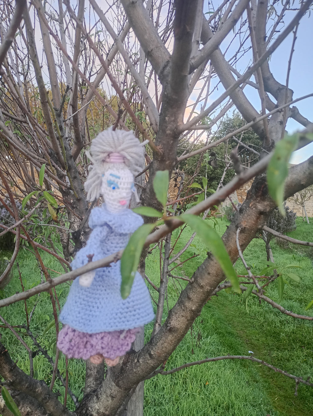 Poupe exsclusive crochet madamre Lille 20cm