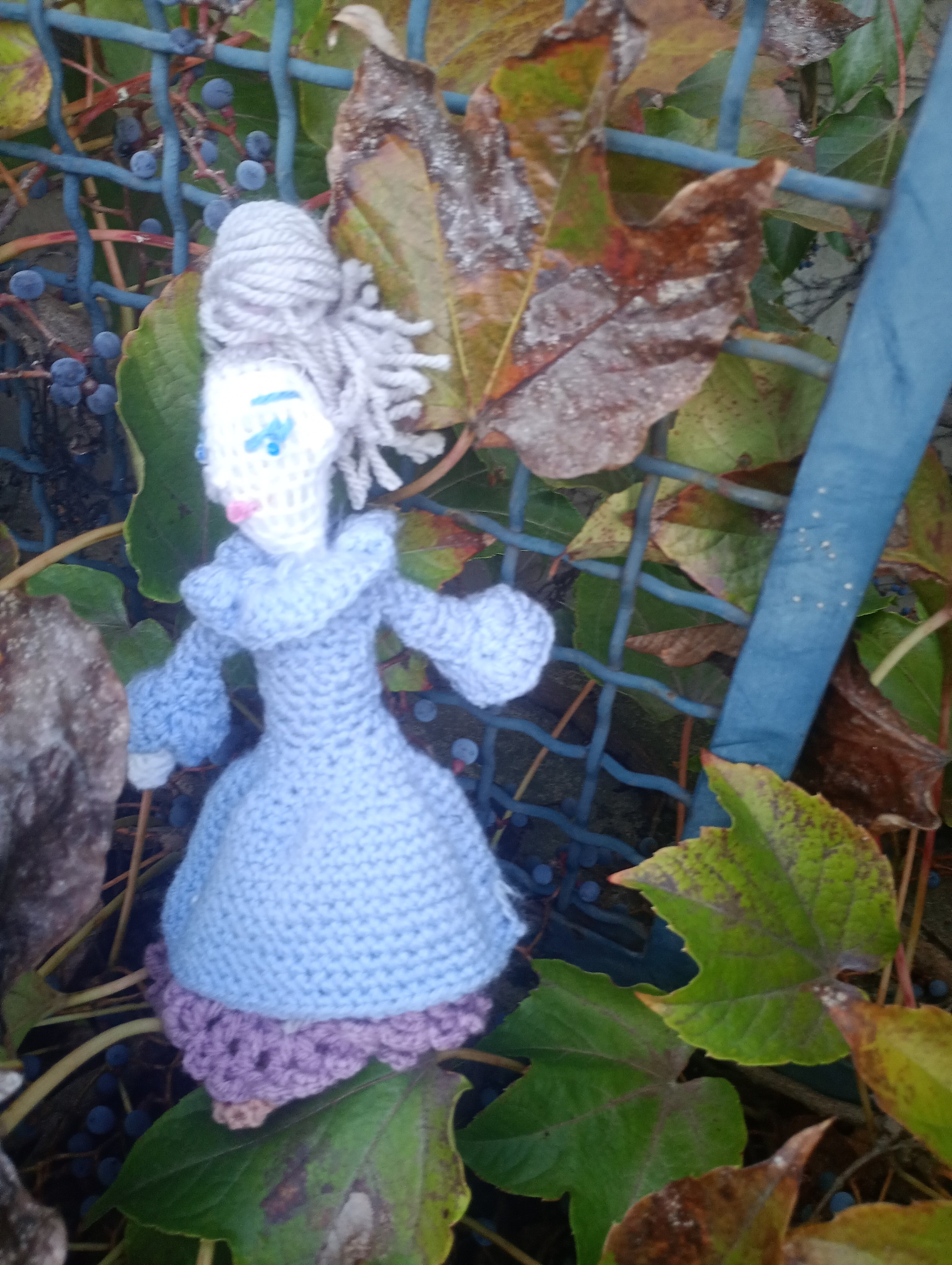 Poupe exsclusive crochet madamre Lille 20cm