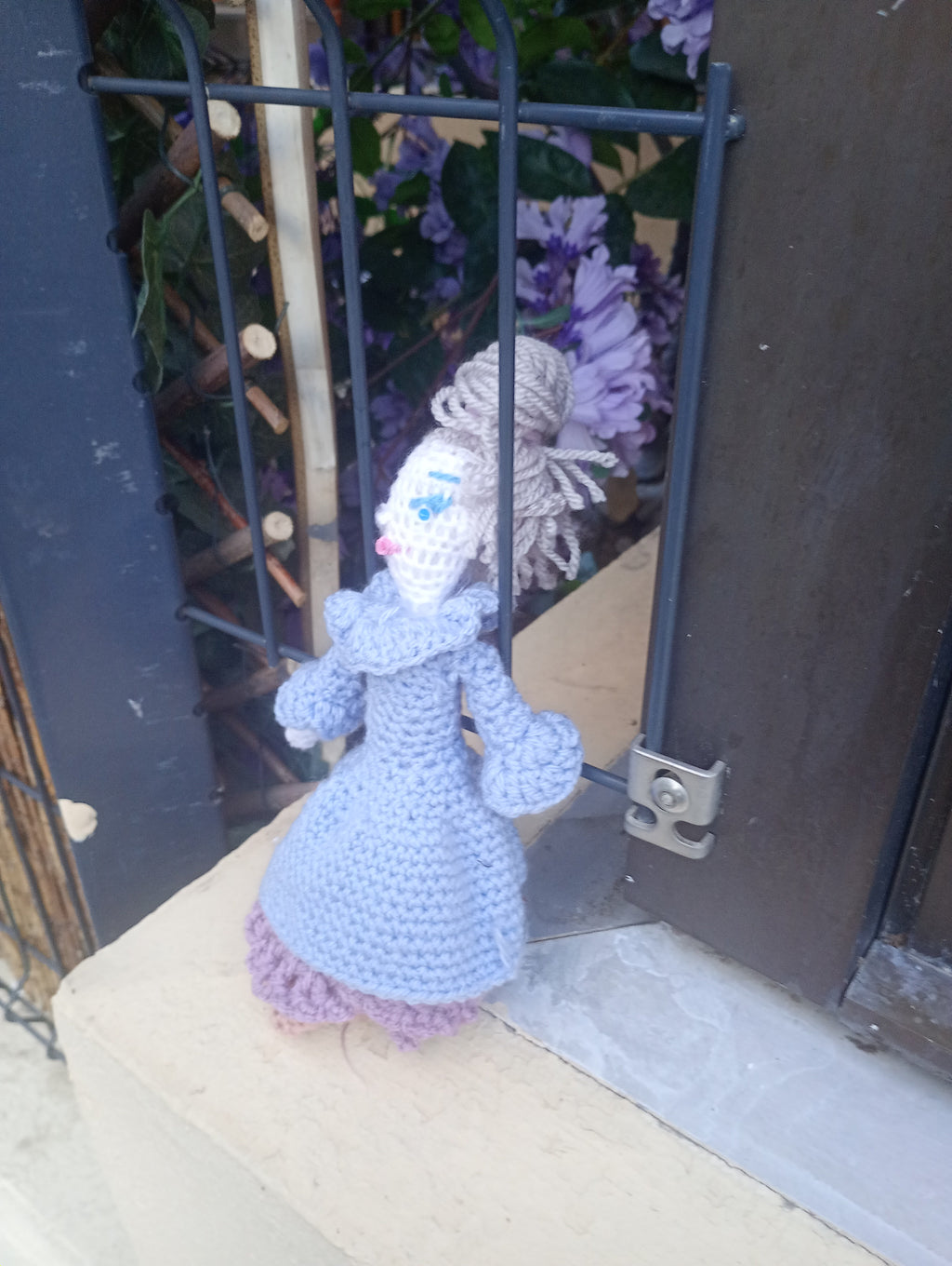 Poupe exsclusive crochet madamre Lille 20cm