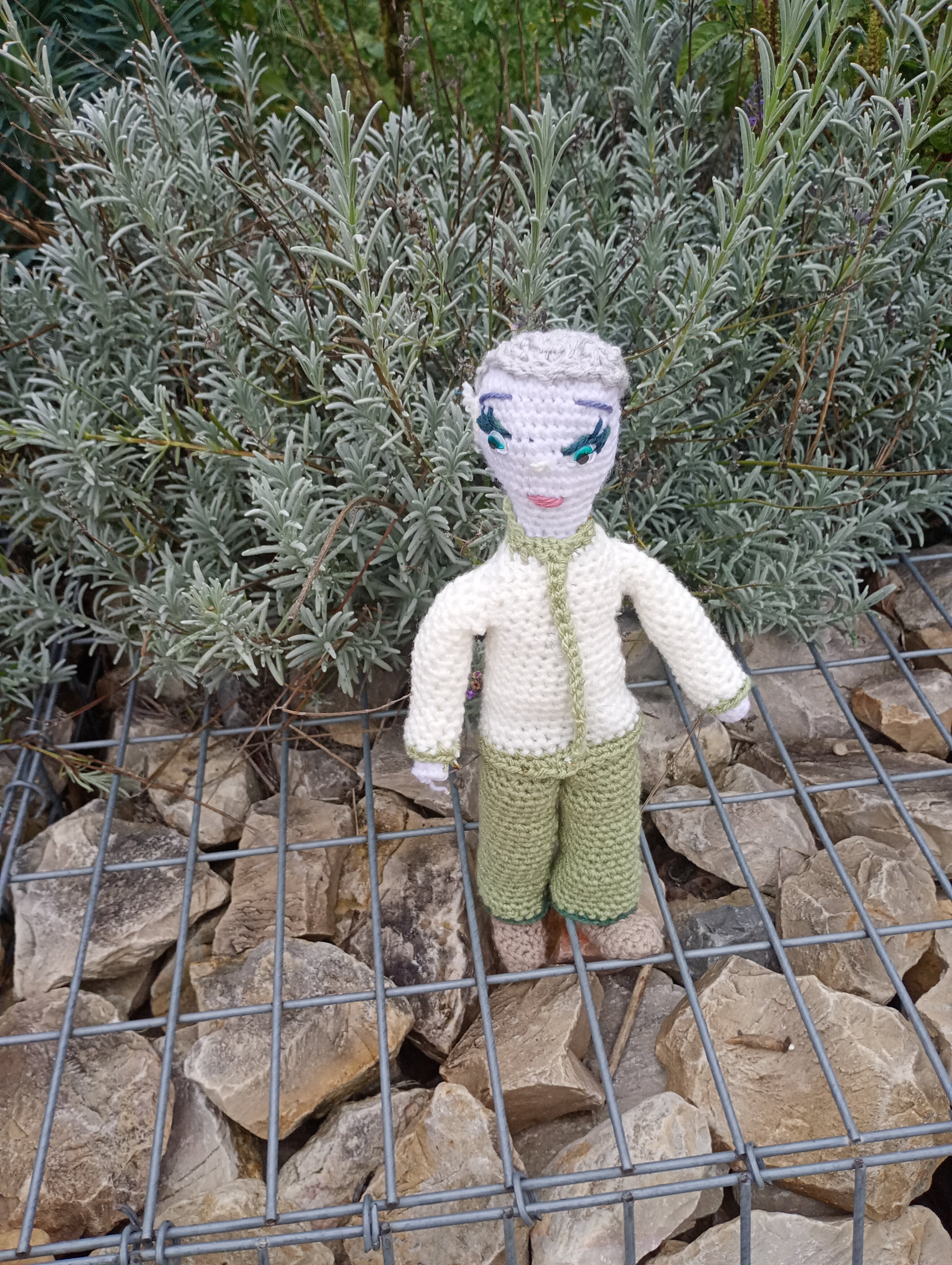 Poupe exsclusive crochet Asclepius