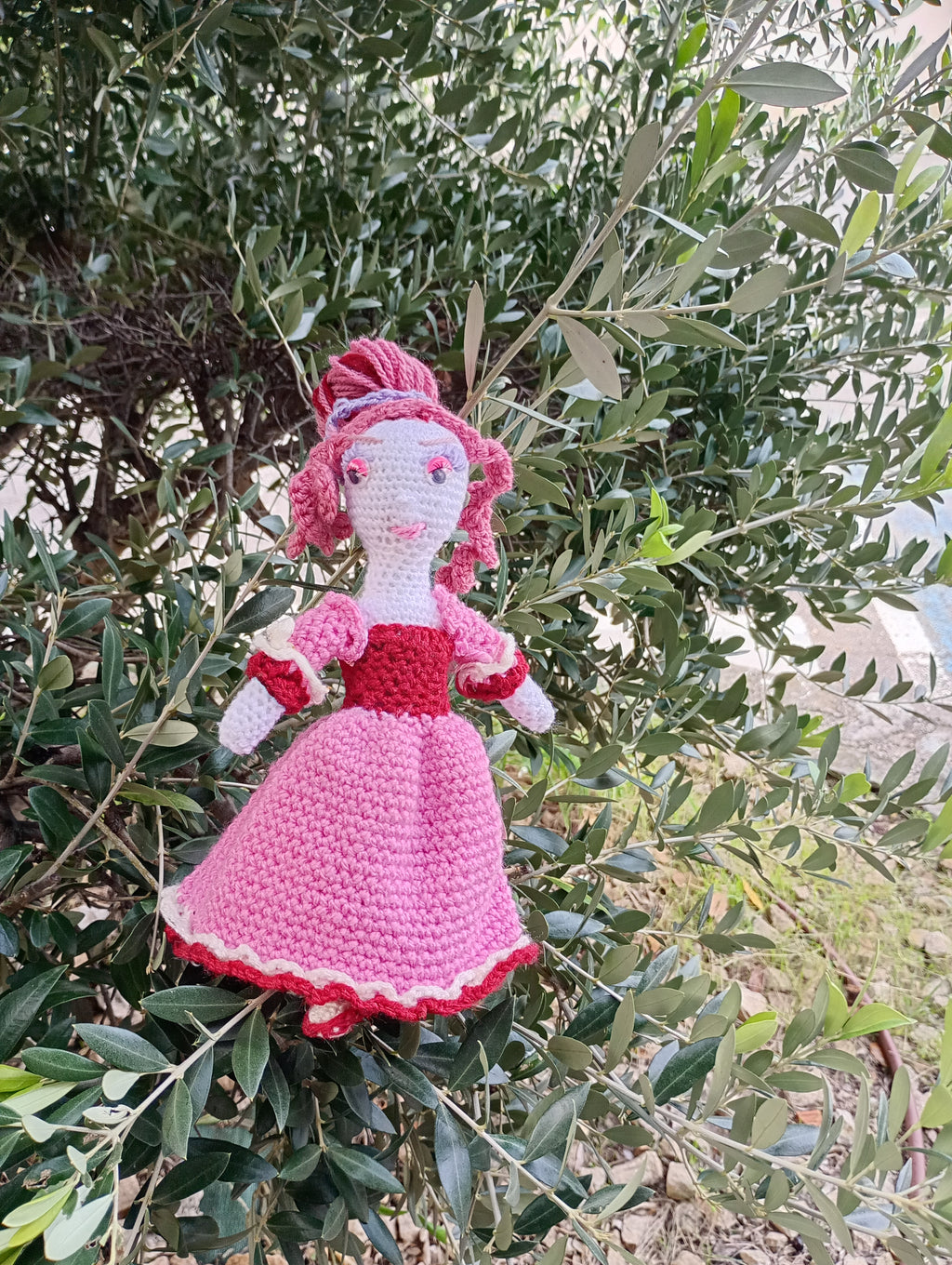 Poupe exsclusive crochet Madamre Versailles 25cm