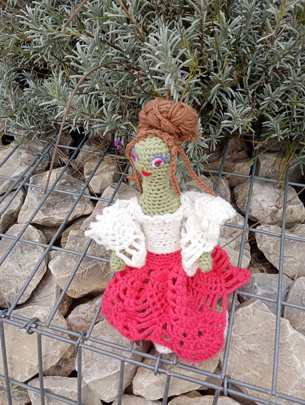 Poupe exsclusive crochet madame Antibes 25vm