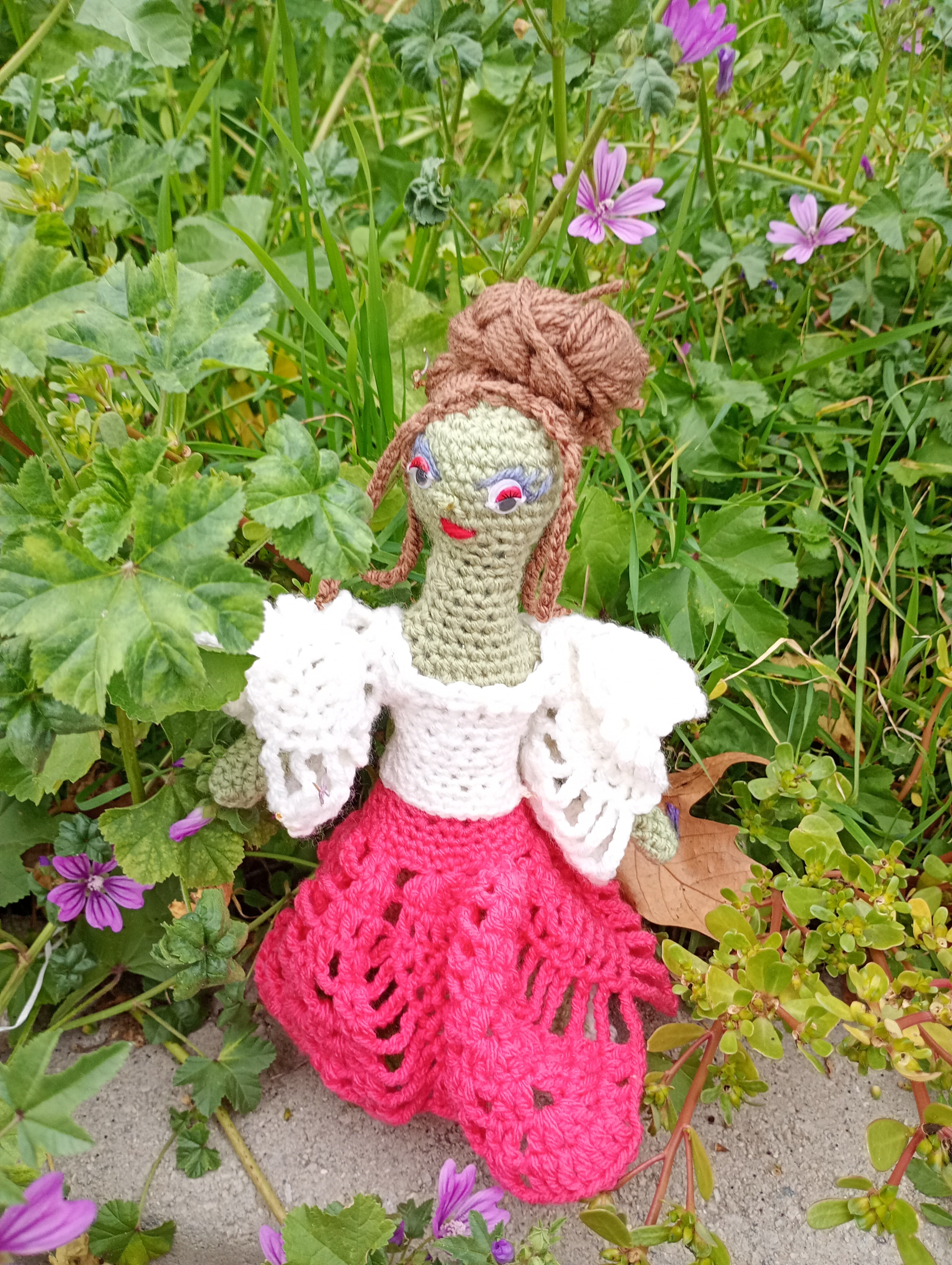 Poupe exsclusive crochet madame Antibes 25vm