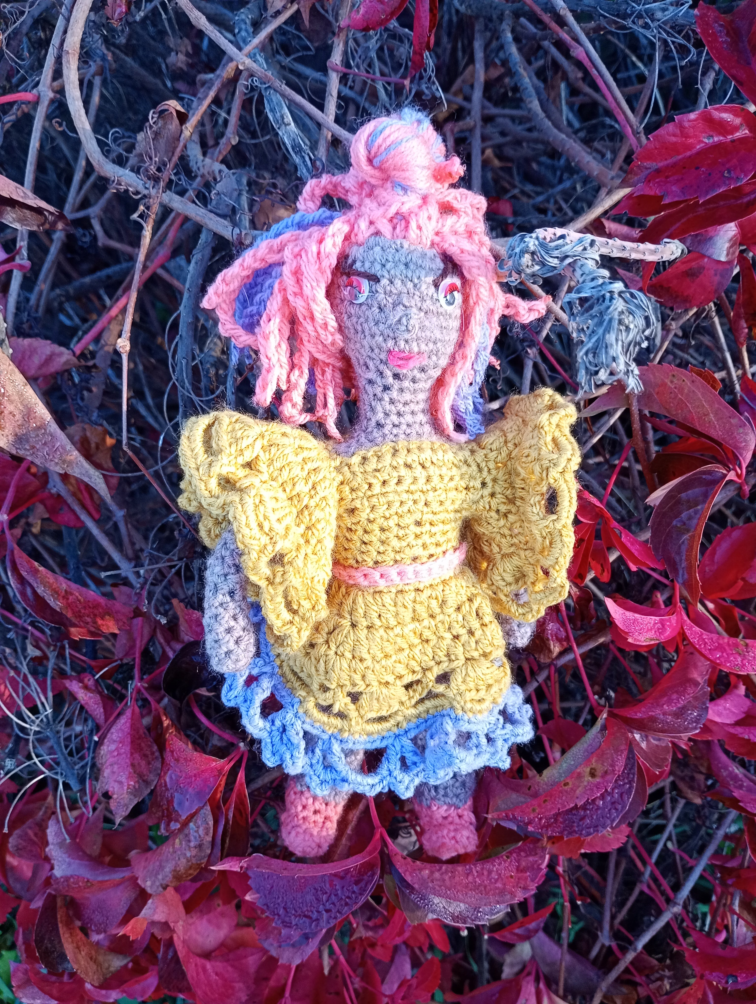 Poupee exsclisive crochet mafame Arles 25cm