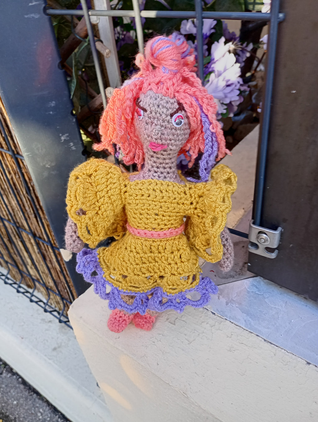 Poupee exsclisive crochet mafame Arles 25cm