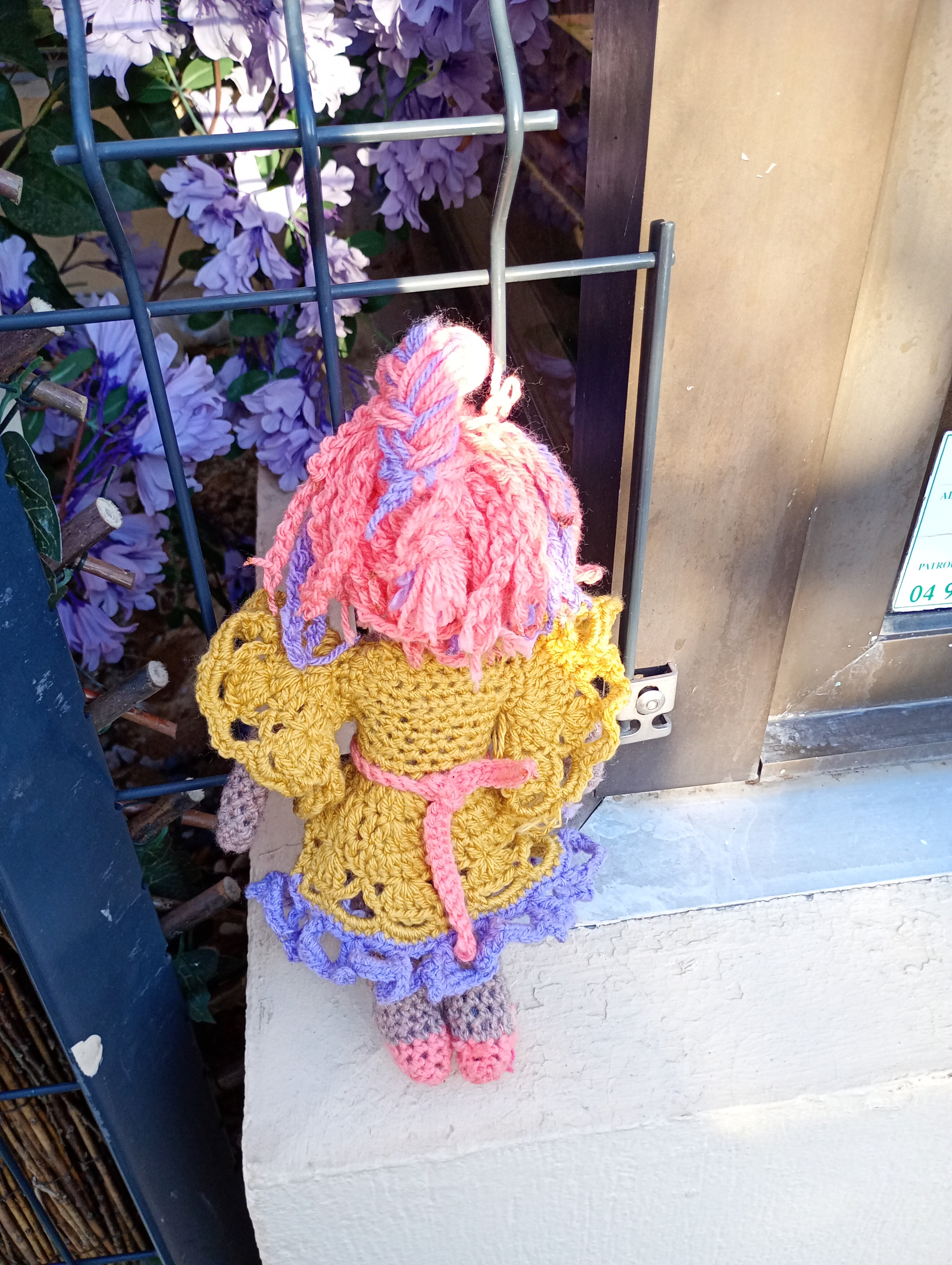 Poupee exsclisive crochet mafame Arles 25cm