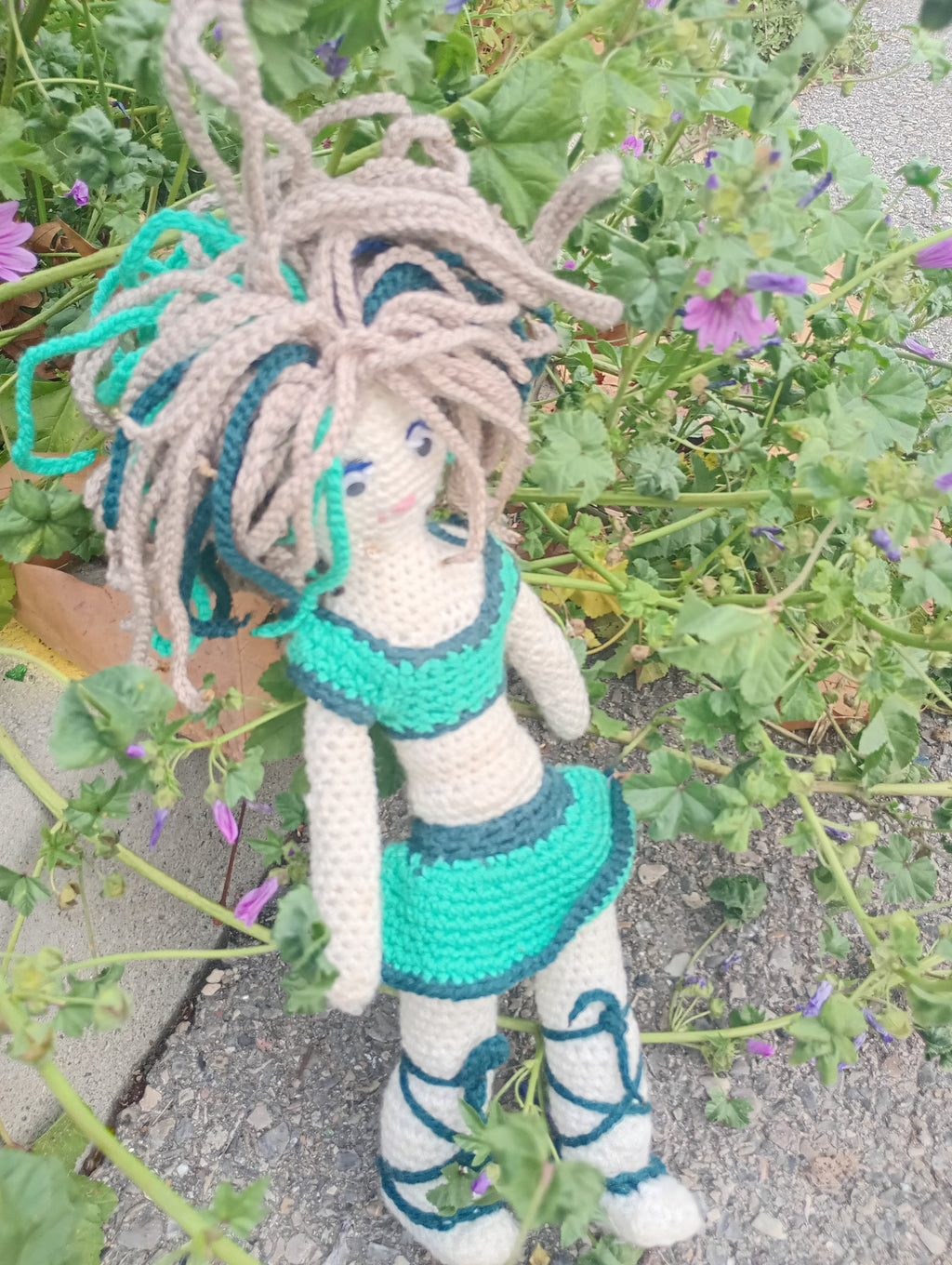 Poupe legend exsclusive crochet Fansers