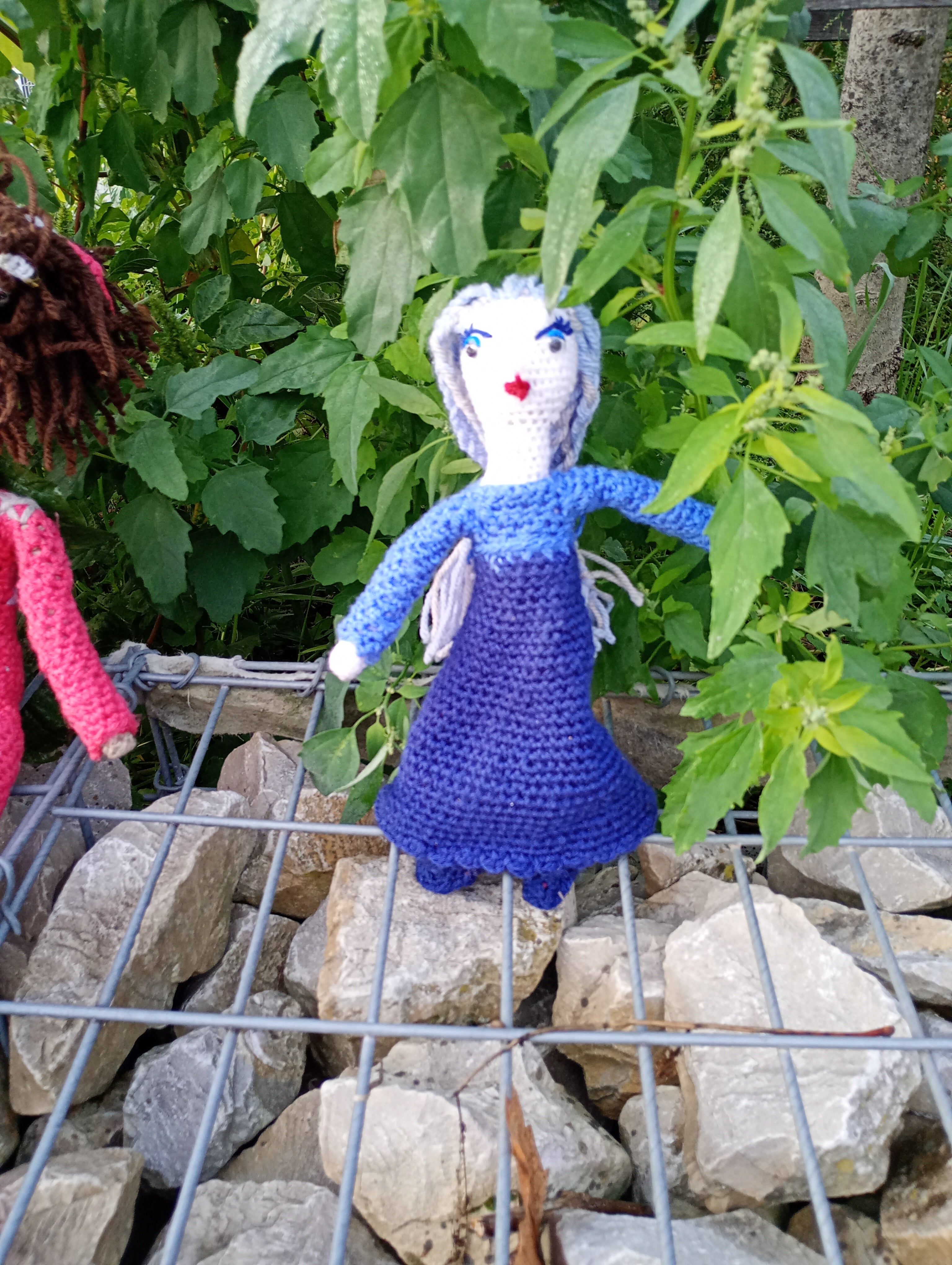 Poupe legend exsclusive crochet  Sagesde35cm 25cm