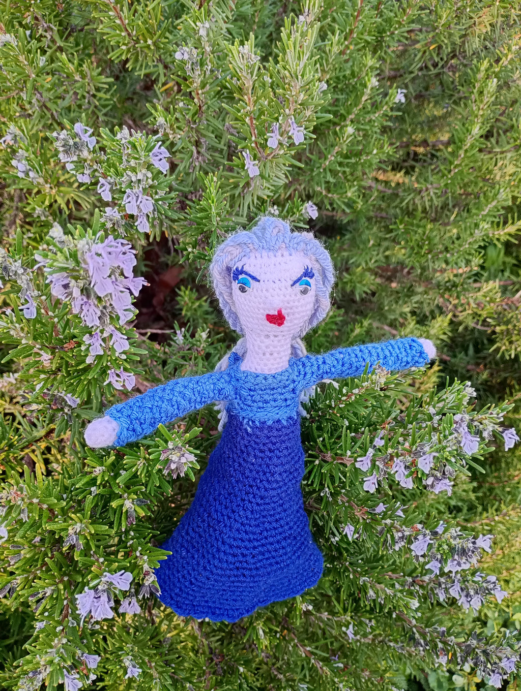 Poupe legend exsclusive crochet  Sagesde35cm 25cm