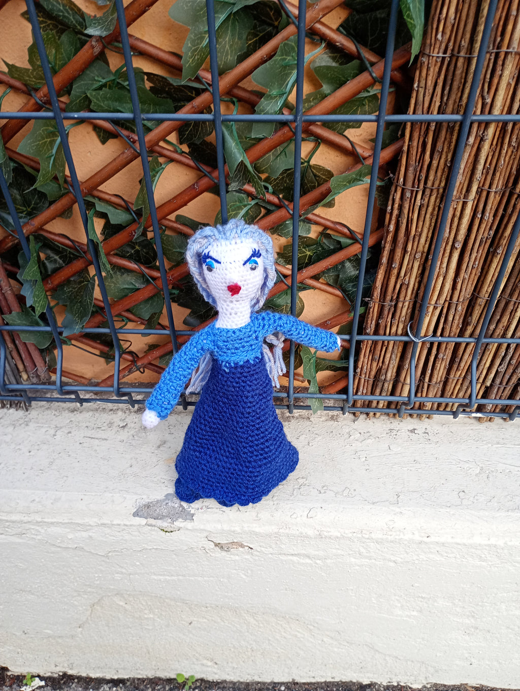 Poupe legend exsclusive crochet  Sagesde35cm 25cm