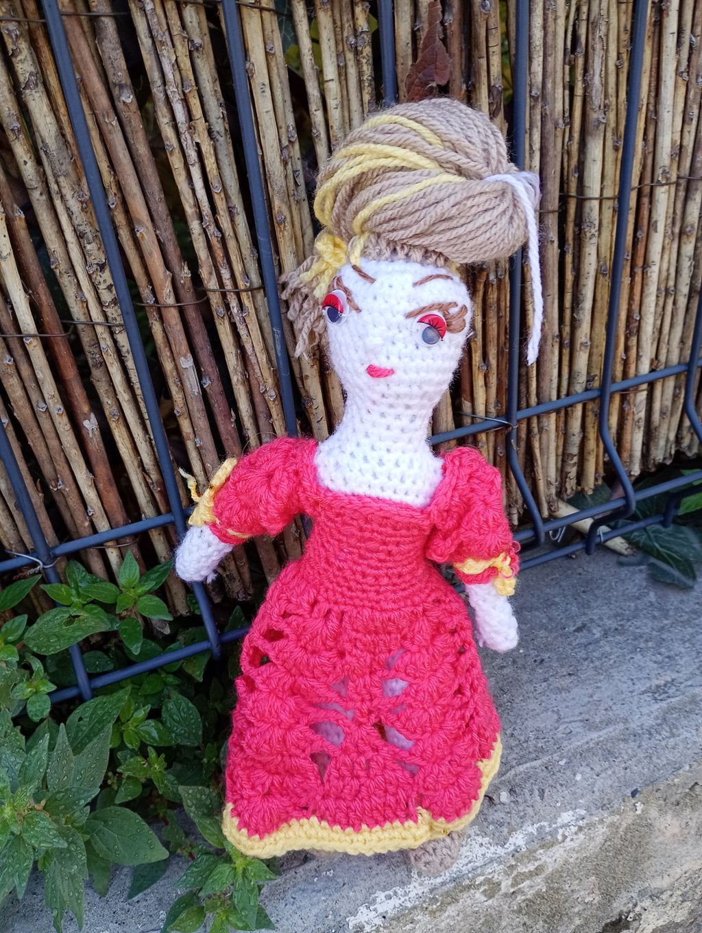 Poupe legend exsclusive crochet madamre Toulon