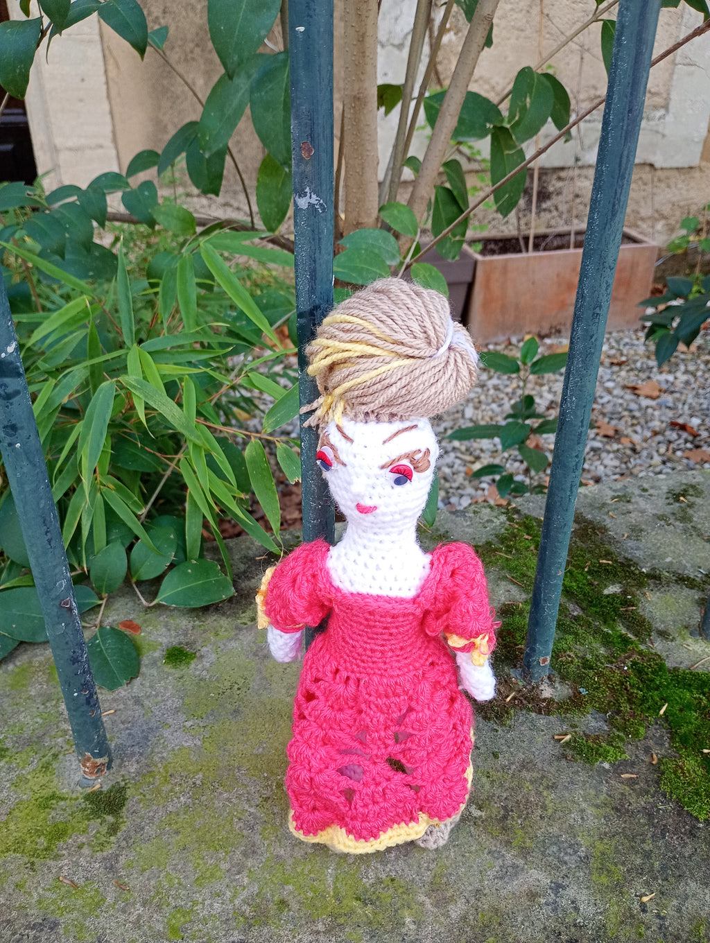 Poupe legend exsclusive crochet madamre Toulon