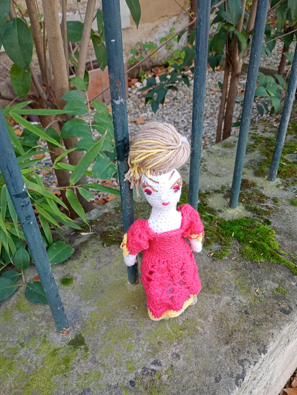 Poupe legend exsclusive crochet madamre Toulon