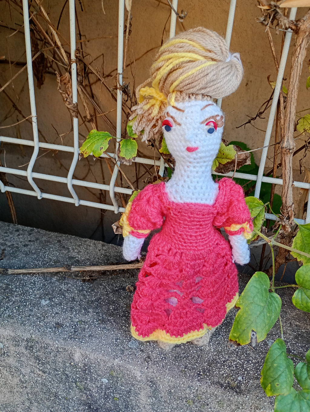 Poupe legend exsclusive crochet madamre Toulon