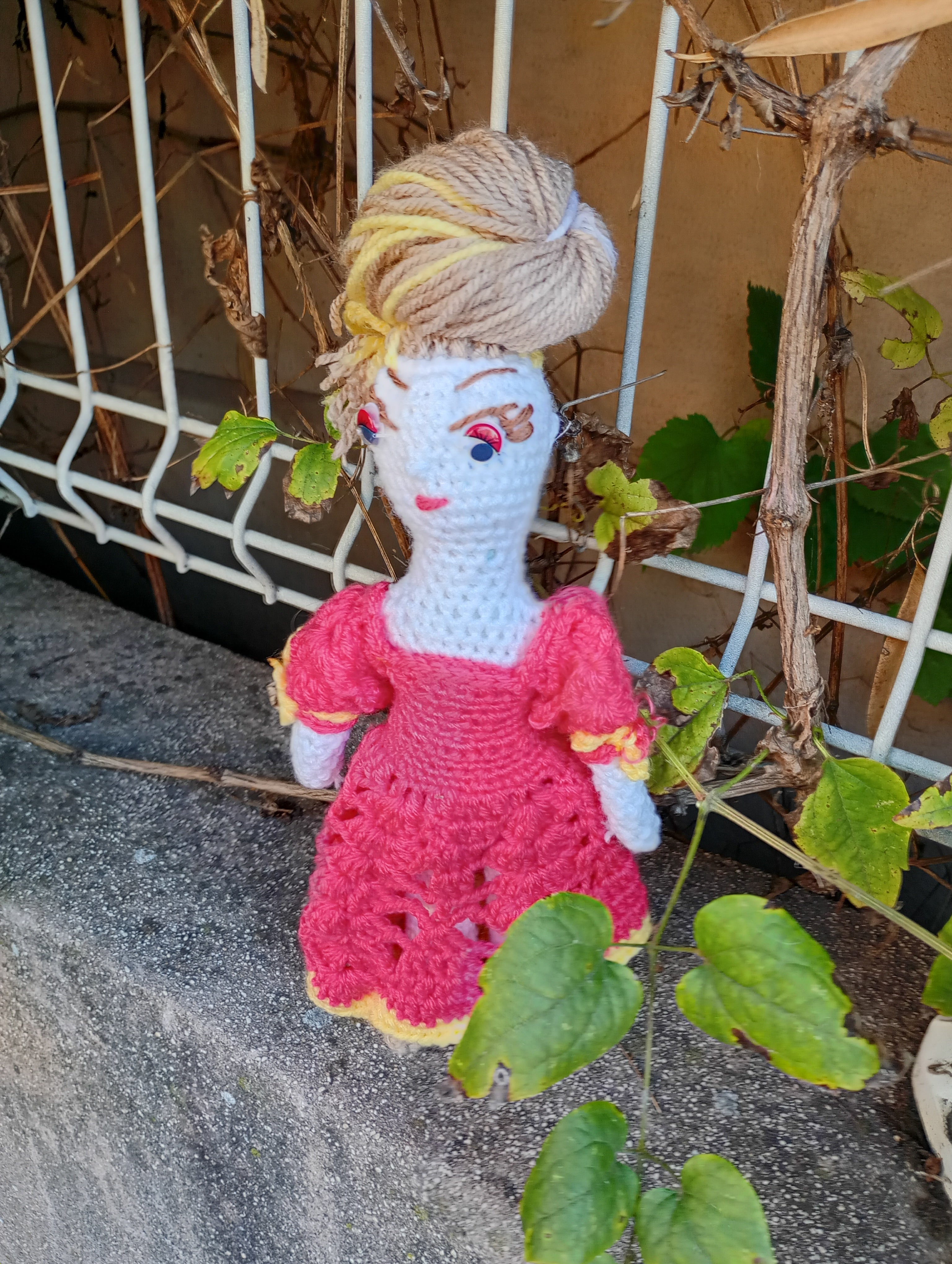 Poupe legend exsclusive crochet madamre Toulon