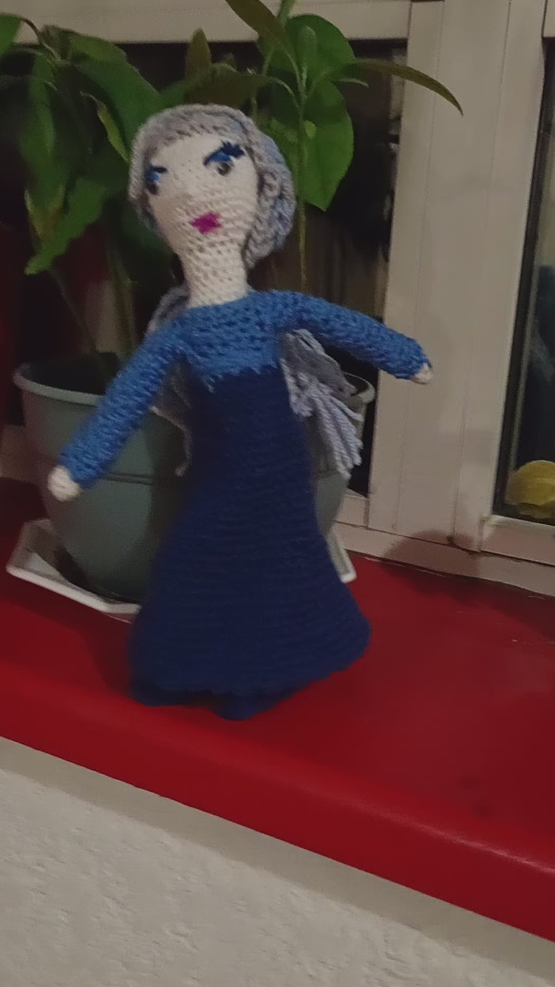 Poupe legend exsclusive crochet  Sagesde35cm 25cm