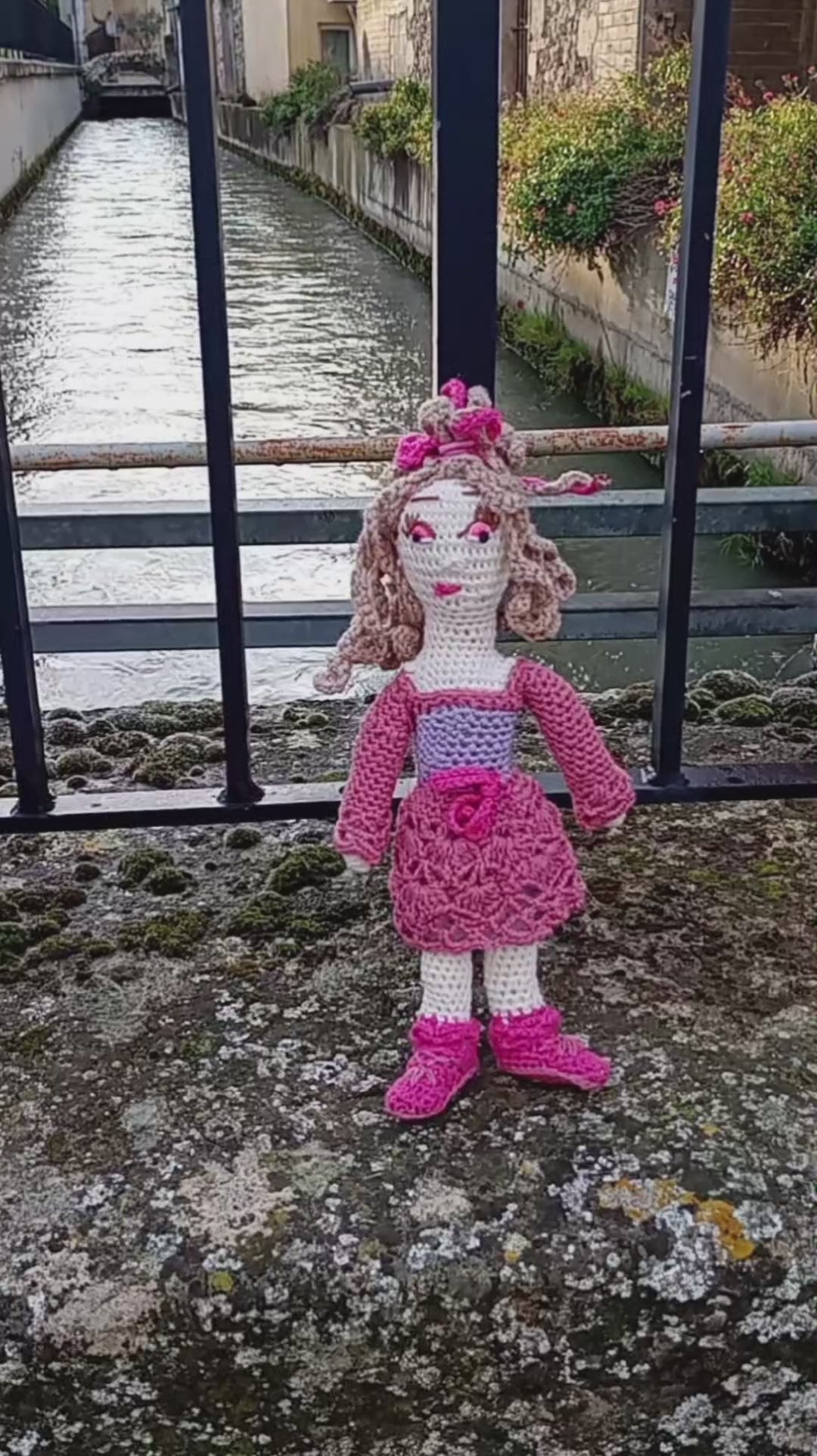 Poupe exsclusive crochet madame Carpentras