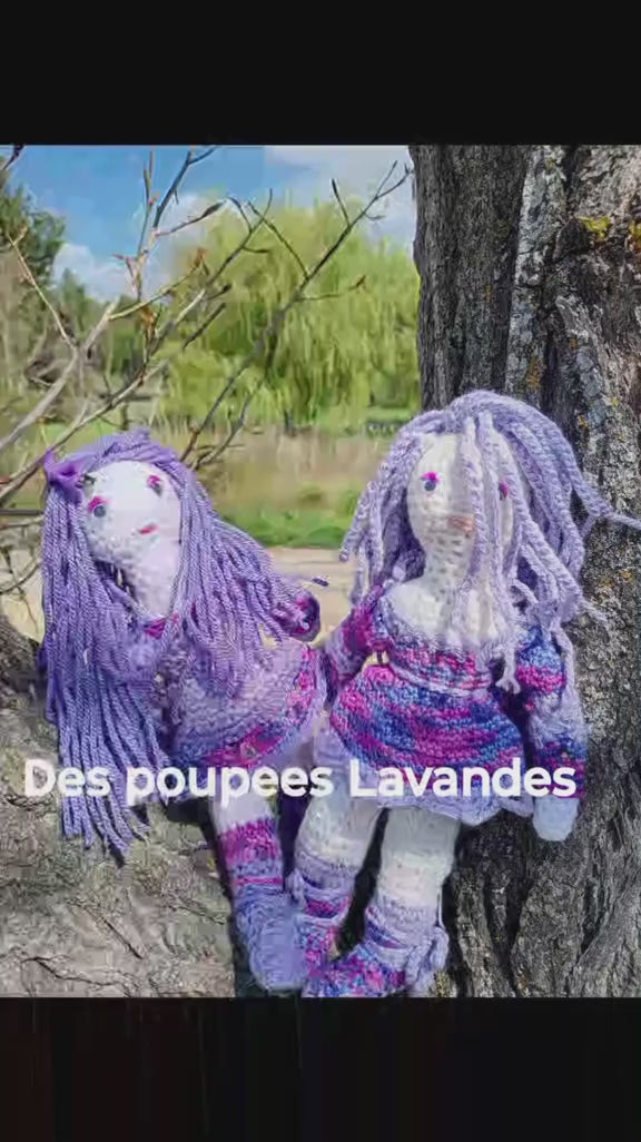 Poupe exsclusive crochet Violettr et Fiolette 2poupees 25cm