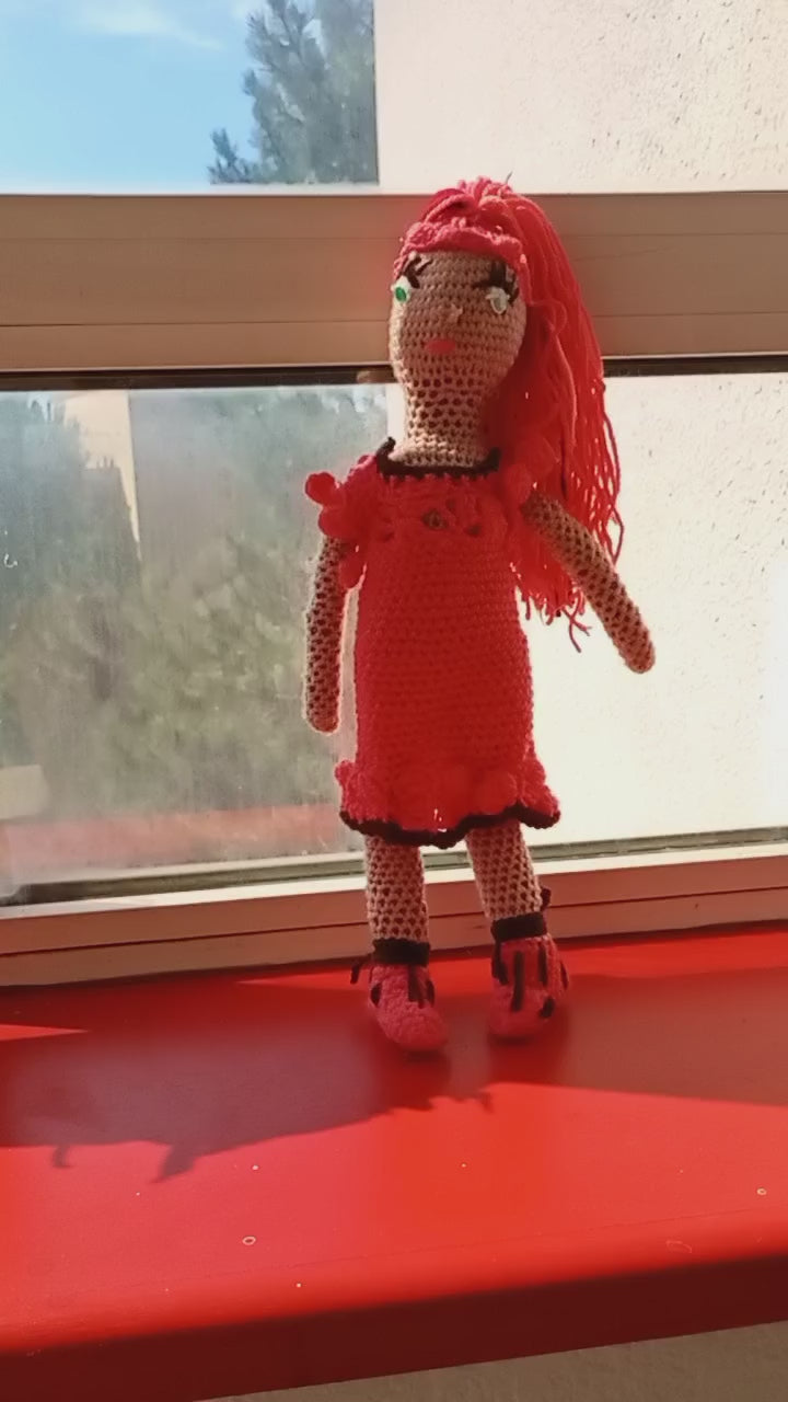 Poupe exsclusive crochet Memoire des cendres 35cm