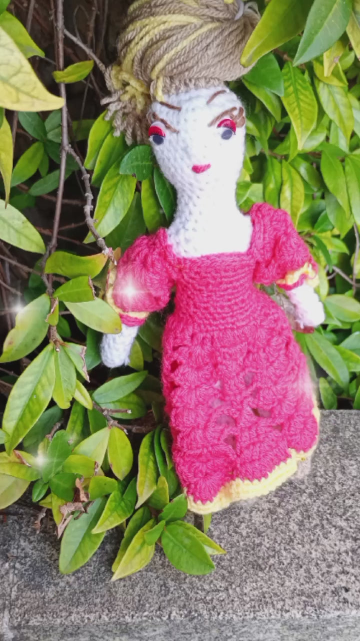 Poupe legend exsclusive crochet madamre Toulon