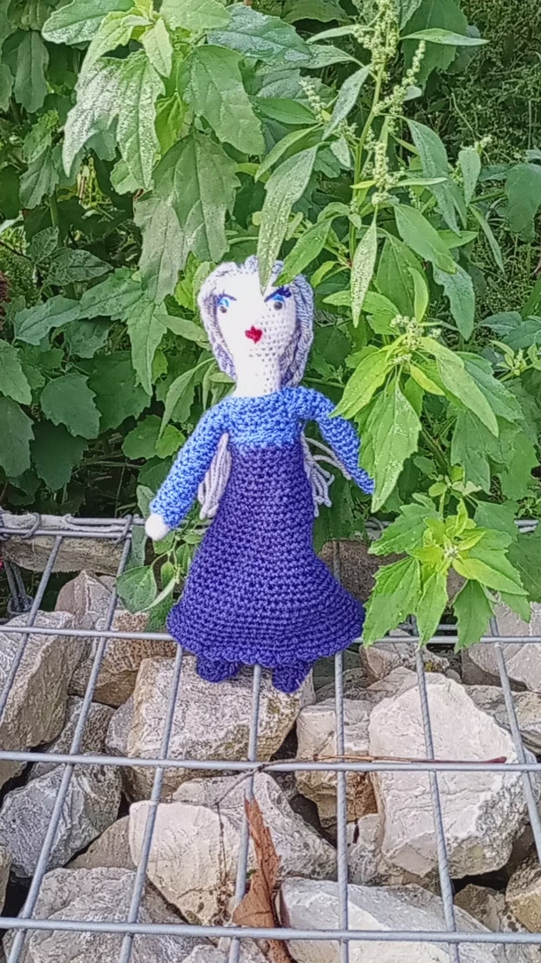 Poupe legend exsclusive crochet  Sagesde35cm 25cm