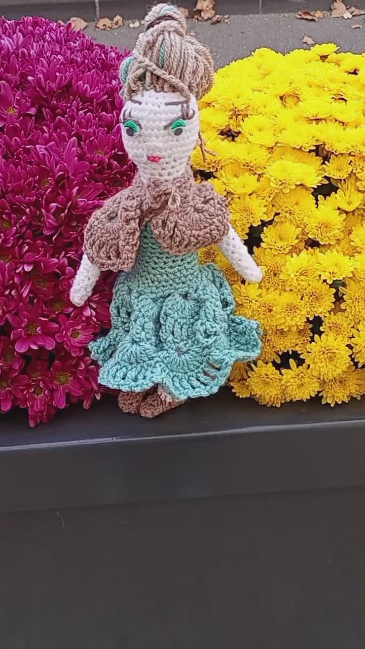 Poupe legend exsclusive crochet Saint Michel 25cm